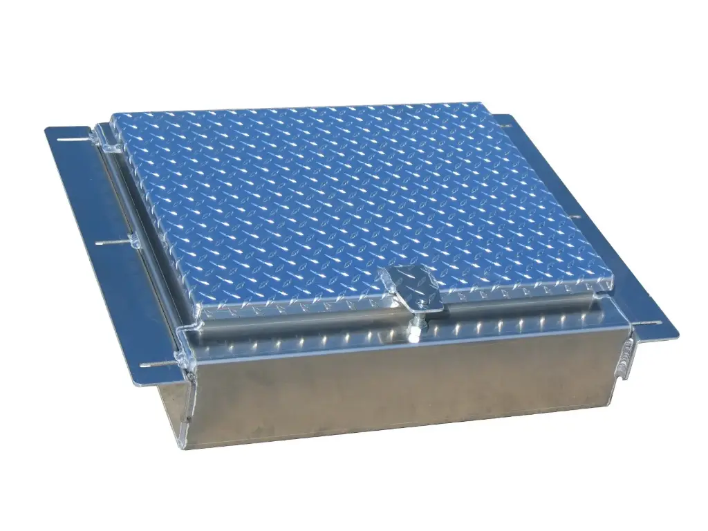 A-IB51B - 13"H x 18"D x 24"W - Aluminum Semi Truck In-Frame Box, With Drive Shaft Notch, Smooth Body, Diamond TP Plate Single Lid with Stainless Steel Continuous Hinge, Padlock Lock & Mounting Kit