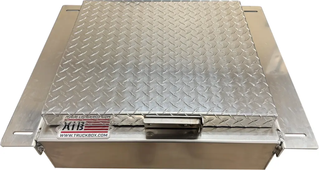 A-IB51 Aluminum Semi Truck In-Frame Box, Smooth Body, Diamond TP Single Lid with Stainless Steel Continuous Hinge, ATB Padlockable Lock & Mounting Kit.